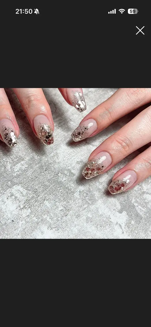 ネイル ジェルネイル ホログラムネイル ラメ(グリッター) 持ち込み ニュアンスネイル Pooky nailsのネイルデザイン