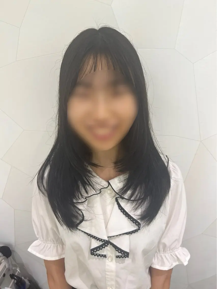 ミディアム 顔周りカット レイヤーカット 遠藤 カンナのヘアスタイル