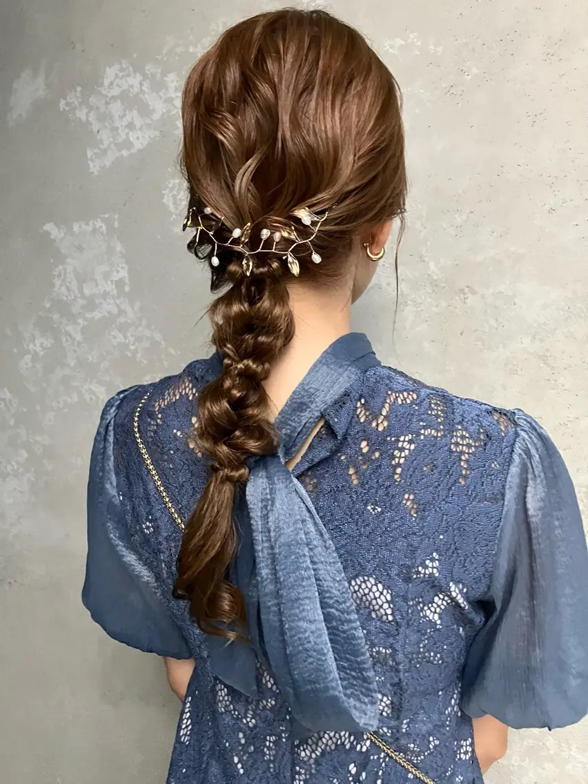 ヘアアレンジ ヘアカラー トリートメント ヘッドスパ ヘアセット kotona 🤍miuraのヘアスタイル