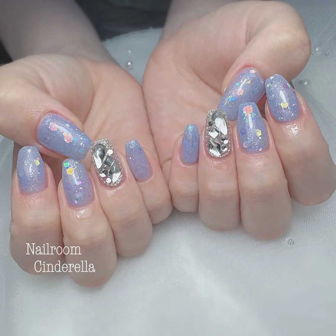 ネイル キラキラネイル Nailroom. Cinderellaのネイルデザイン