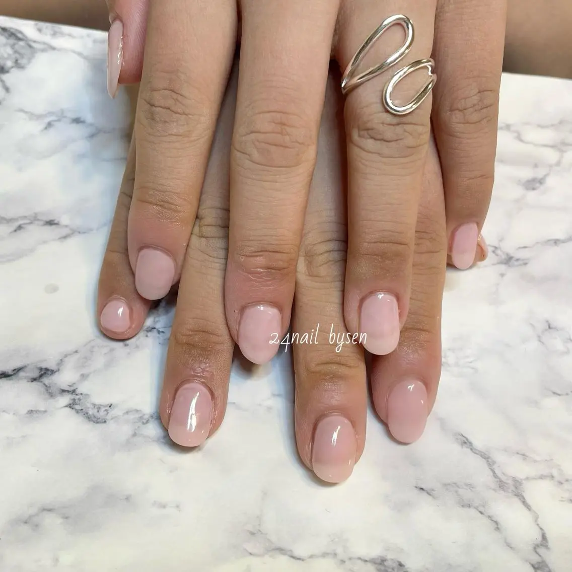 ネイル ワンカラーネイル ピンク Atelier by 24nail/Ayaのネイルデザイン