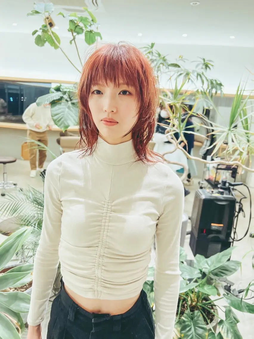 ミディアム カラー ダブルカラー オレンジ ウルフカット カット ヘアカラー トリートメント つくばUtooe's 副店長 寺沢颯のヘアスタイル