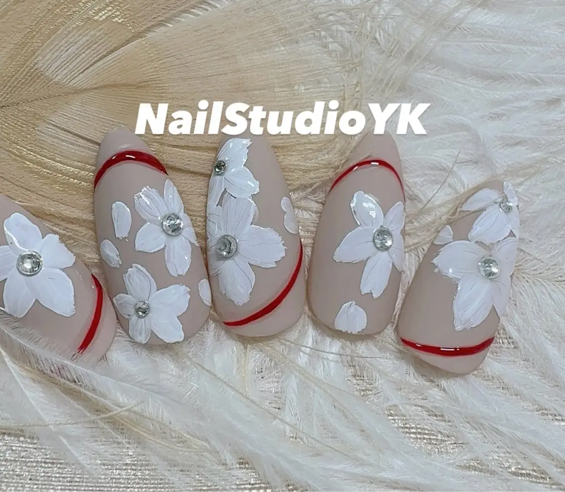 ネイル NailStudio YUZUKIのネイルデザイン