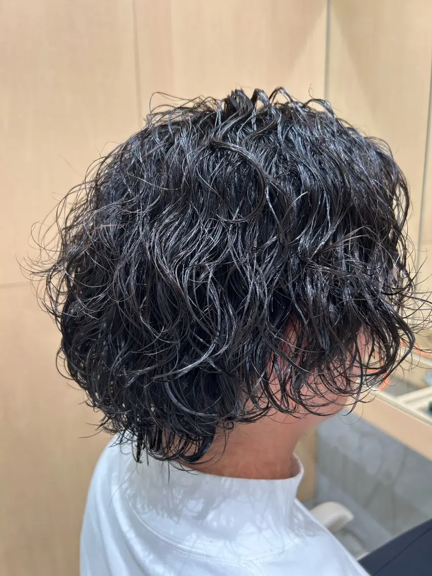 パーマ メンズ フェードカット メンズパーマ 波巻きパーマ 🐲ツイスパ🐲 フェード/龍のヘアスタイル
