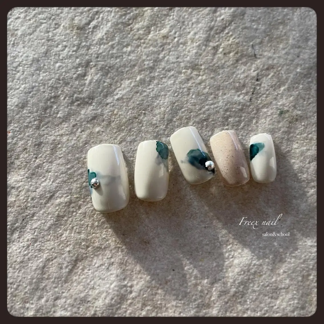 ネイル ハンドネイル ハンドケア freex nail /ニュアンス/個性派のネイルデザイン