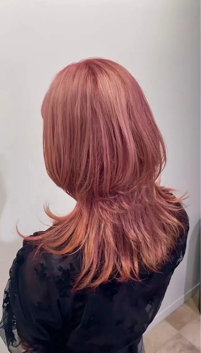 ミディアム カラー ヘアカラー 近藤 奏音のヘアスタイル