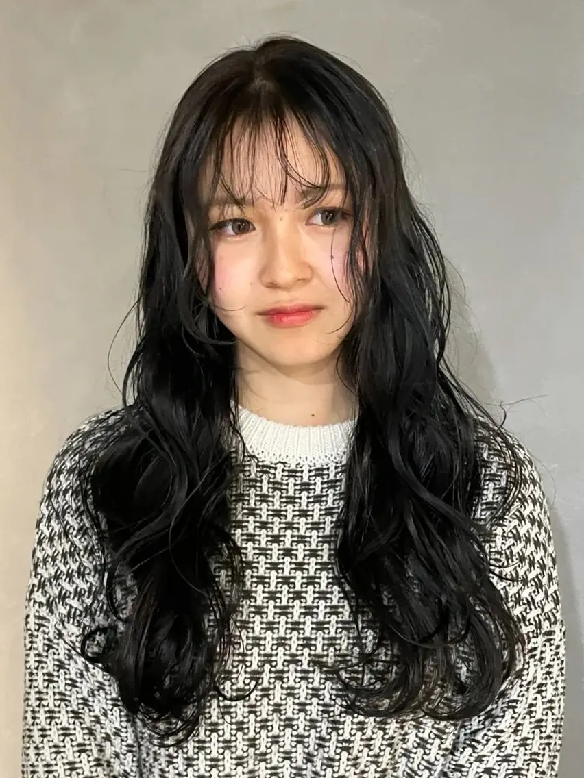 ロング 古久保 日音のヘアスタイル