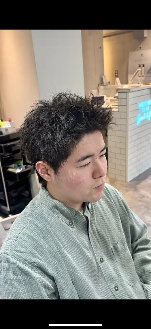 メンズ スパイキーショート 刈り上げ カット 💎メンズカット ／フェザー／細野💎のヘアスタイル