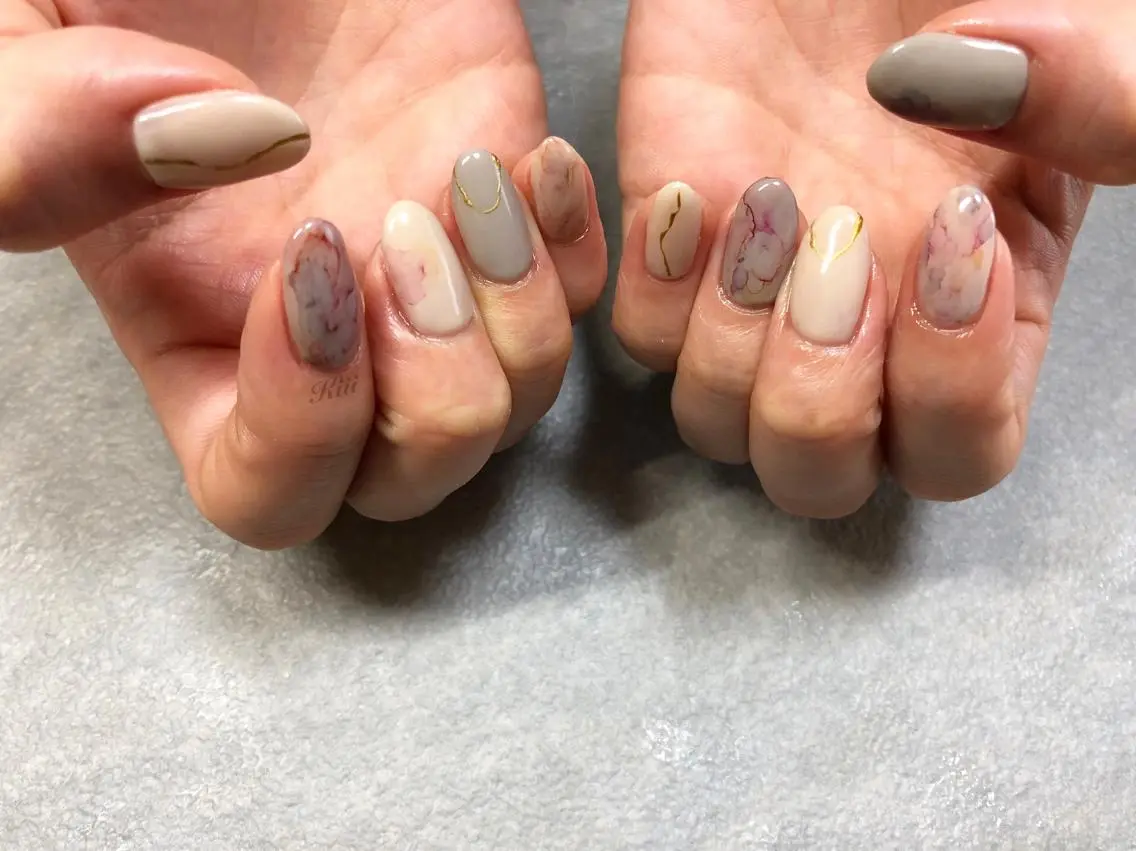 ネイル アートネイル ハンドネイル フットネイル kiii.__ ✴︎*のネイルデザイン