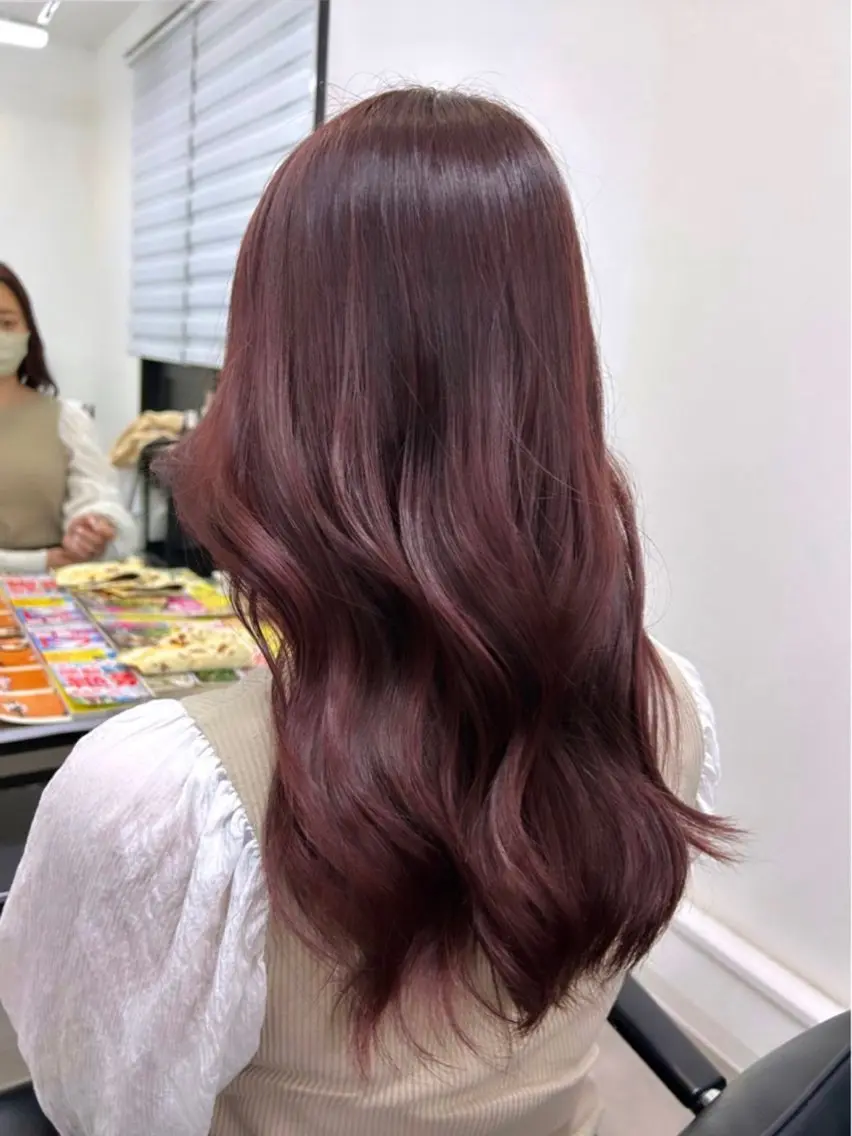 ミディアム カラー ambiance amiのヘアスタイル