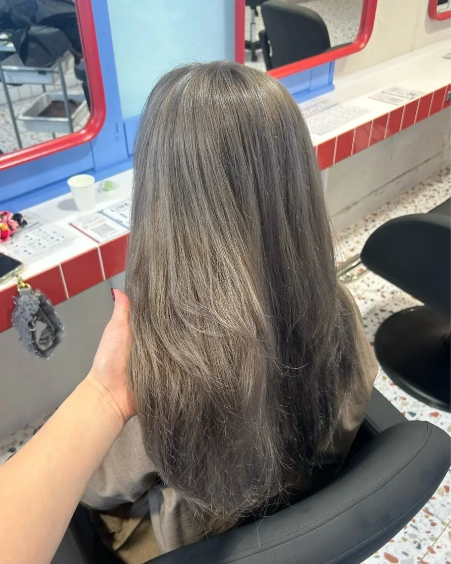 ロング カラー カット ヘアカラー トリートメント 🫐ブルベカラー🫐 ミルクティー/あれんのヘアスタイル