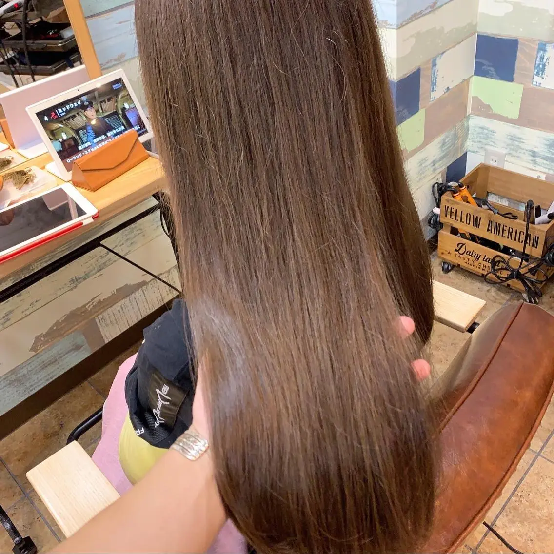 ロング カラー ベージュカラー ブリーチ ブラウンカラー ブラウンベージュ ブリーチなし Wカラー🩷星野翔太のヘアスタイル
