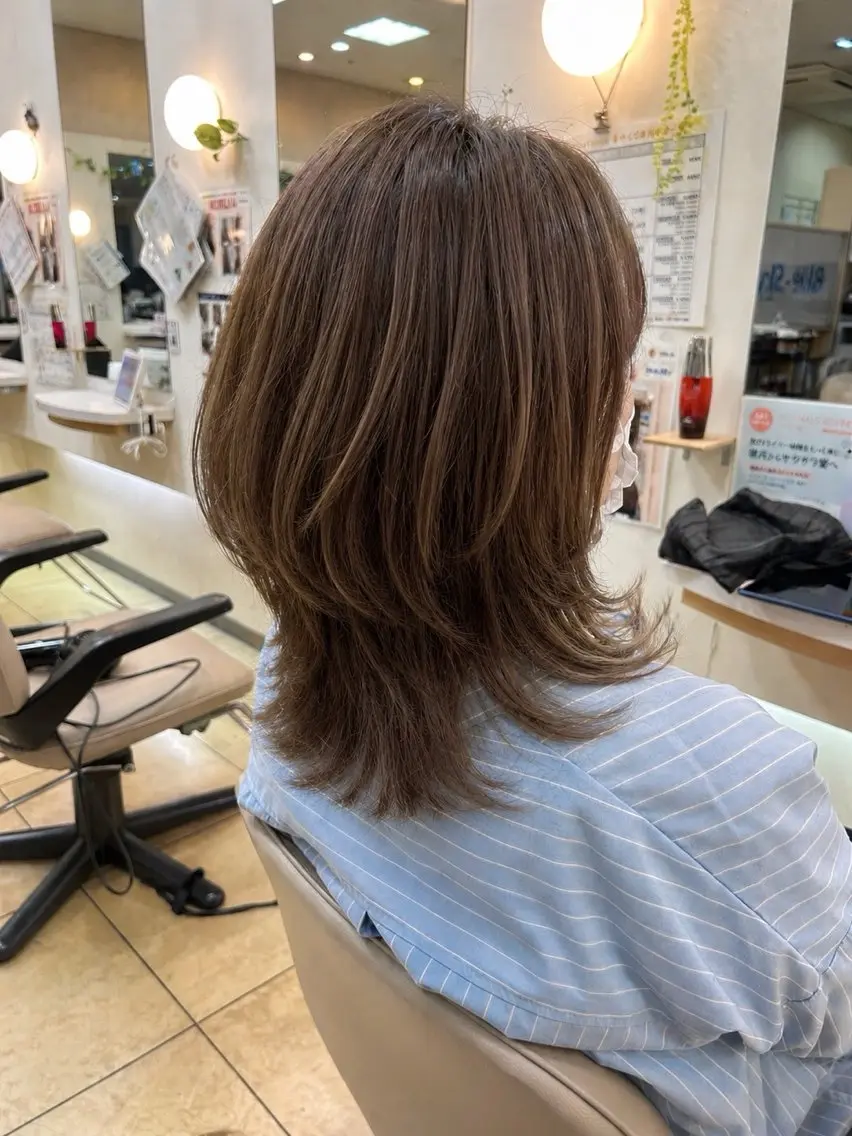 ミディアム ヘアカラー 💫渡部 永唯💫のヘアスタイル