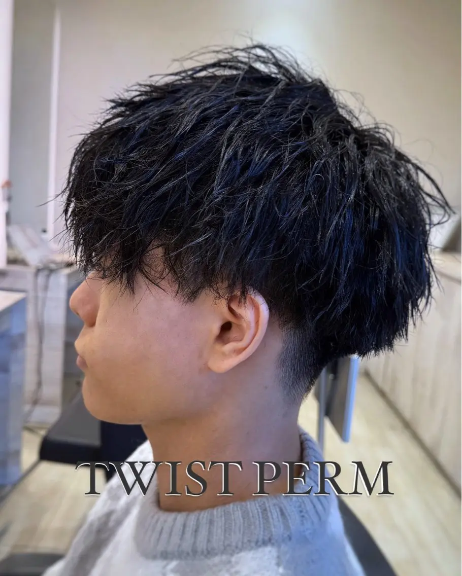 ショート パーマ メンズ メンズパーマ ツイストスパイラルパーマ スパイラルパーマ Nol  円山 村上 心のヘアスタイル