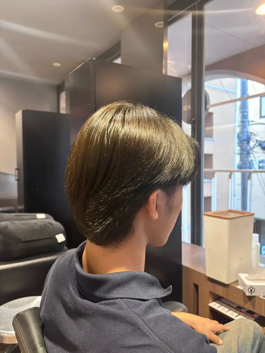 ショート カラー メンズ 安藤 詩乃のヘアスタイル