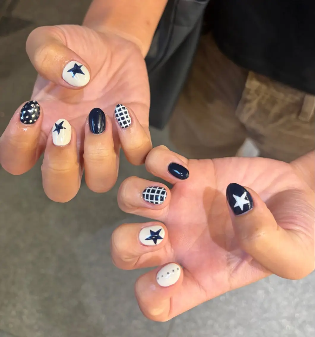 ネイル ハンドネイル 海優⭐️ネイル⭐️ 透明感カラーのヘアスタイル