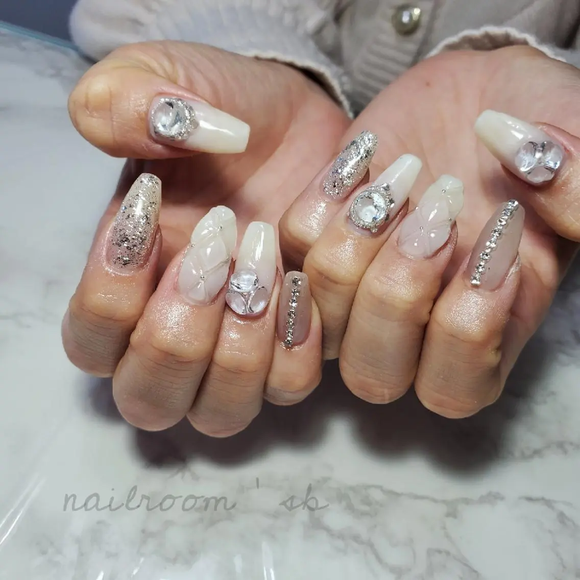 ネイル ハンドネイル nailroom‪ sb‪‪𓈒𓂂𓏸のネイルデザイン