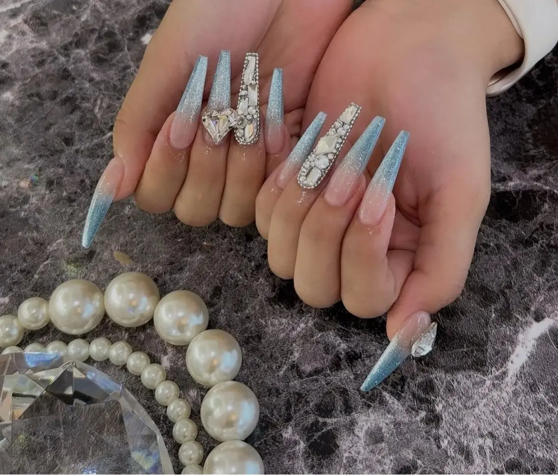 ネイル ハンドネイル Doris Nail Salonのネイルデザイン