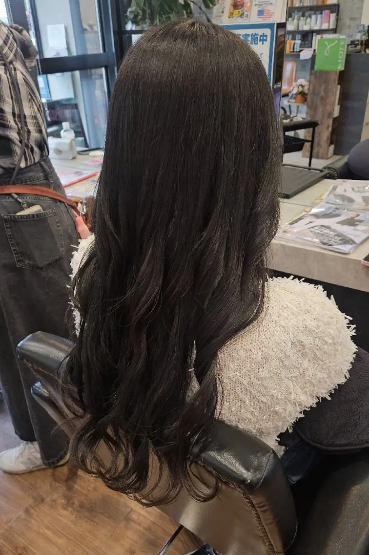 ロング カラー ヘアカラー トリートメント 関口 友菜のヘアスタイル