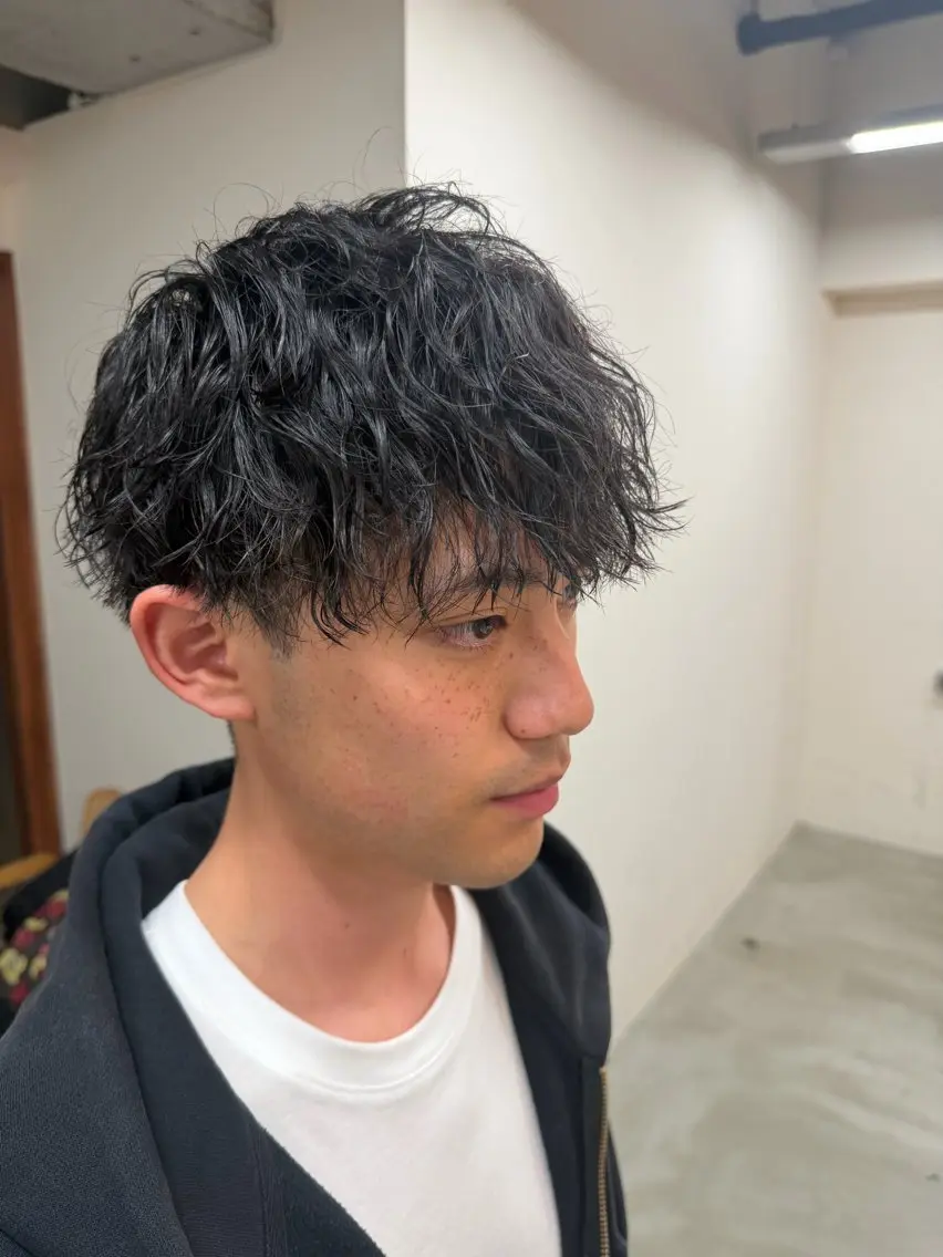 カラー パーマ メンズ カット パーマ パーマ特別価格🔥 宇宙のヘアスタイル