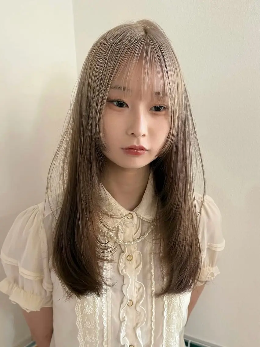 ミディアム カラー ヘアアレンジ 縮毛矯正 ブリーチ /mamiのヘアスタイル