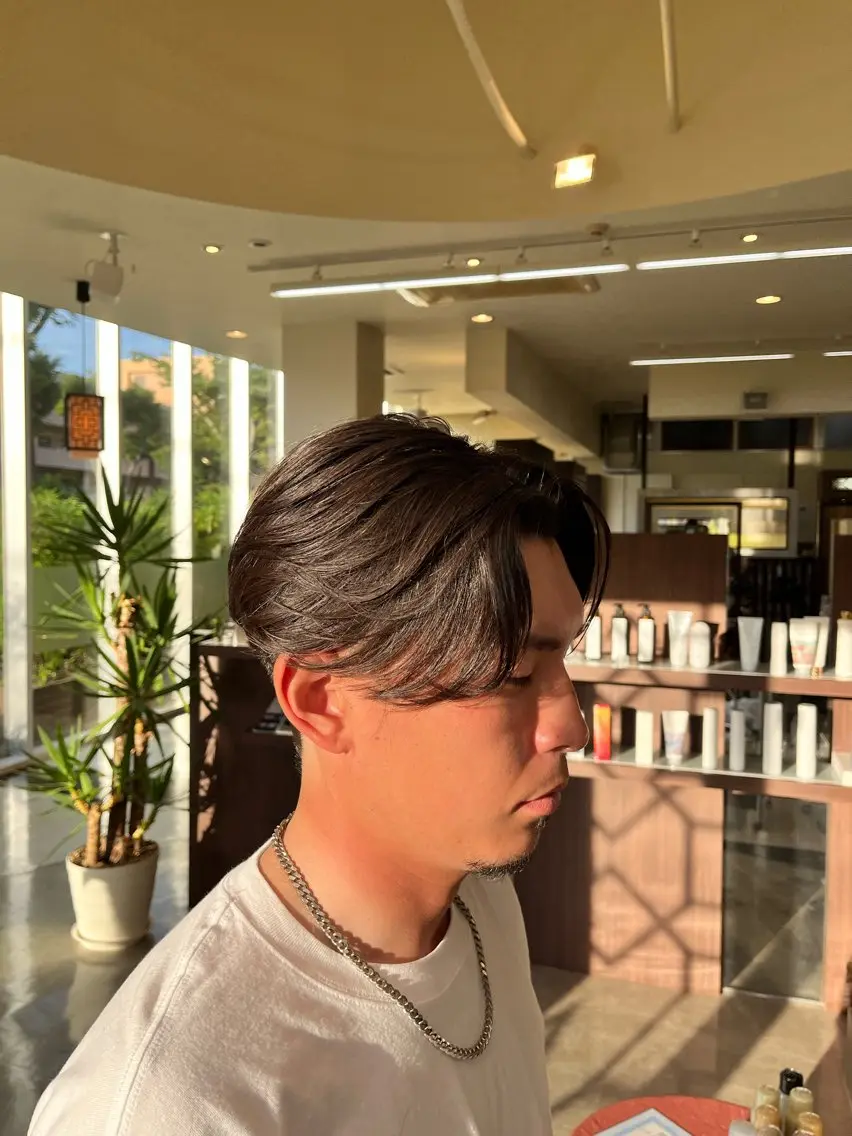 ショート パーマ メンズ センターパート メンズパーマ 刈り上げ ニュアンスパーマ 🧊メンズ特化🧊 高木航希のヘアスタイル