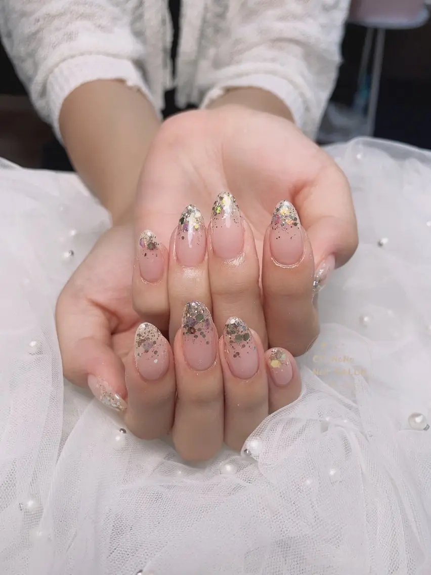 ネイル チークネイル フラッシュネイル ハート キラキラネイル 韓国ネイル ハンドネイル 💎CC・NaNa 韓国風ネイル🌙Cのネイルデザイン
