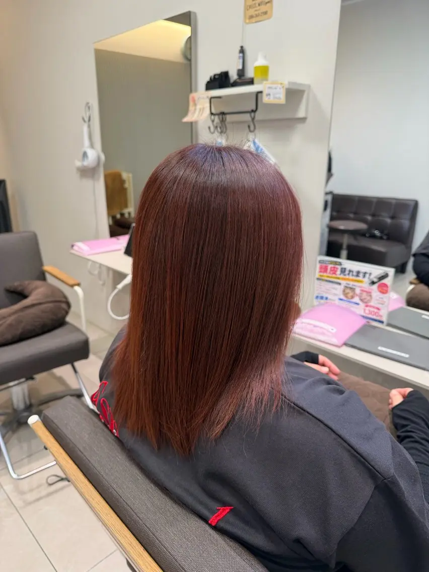 セミロング カラー ヘアカラー ヘアカラー推💫永尾 胡桃のヘアスタイル