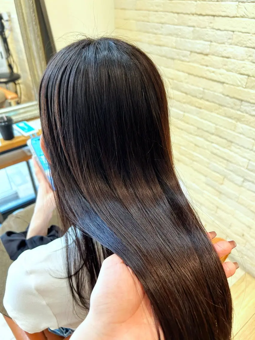 セミロング カラー ヘアカラー 松尾 遥花のヘアスタイル