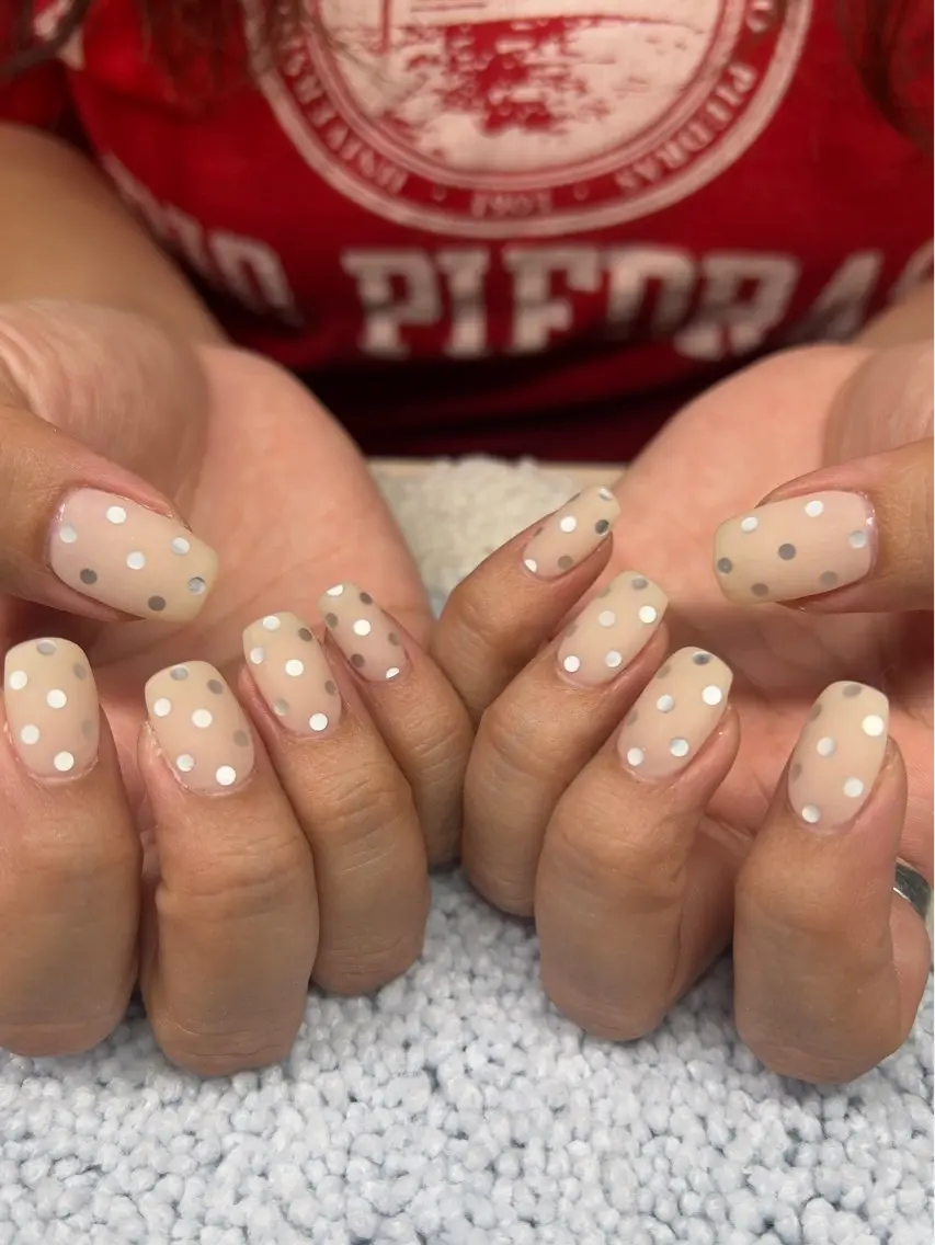 ネイル ハンドネイル Hues  Nail Sasaraのネイルデザイン