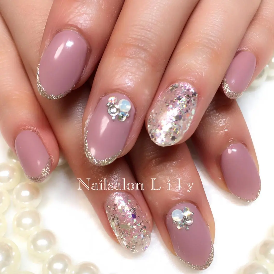 ネイル ピンク シルバー Lily*nail 🌻Mii🌻のネイルデザイン