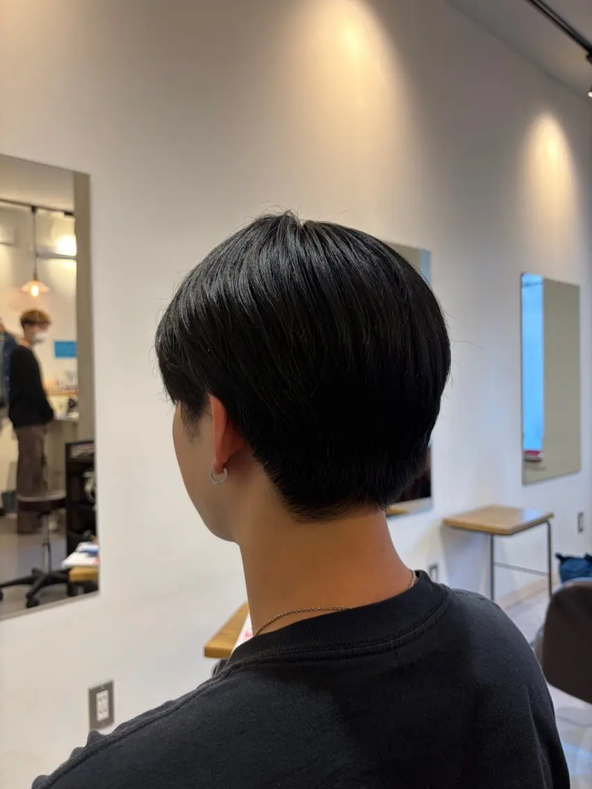 メンズ カット 荒井 茉凜のヘアスタイル