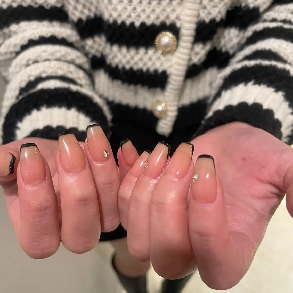 ネイル airi 🤍のネイルデザイン