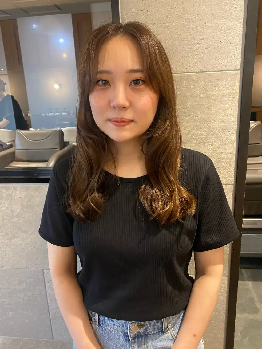 セミロング カラー カット ヘアカラー トリートメント 上品韓国ヘア レイヤー/ayaのヘアスタイル