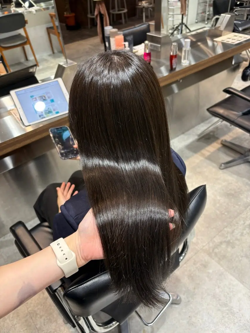 ロング カラー ヘアカラー トリートメント 透明感カラー✧︎*。 細田 碧のヘアスタイル