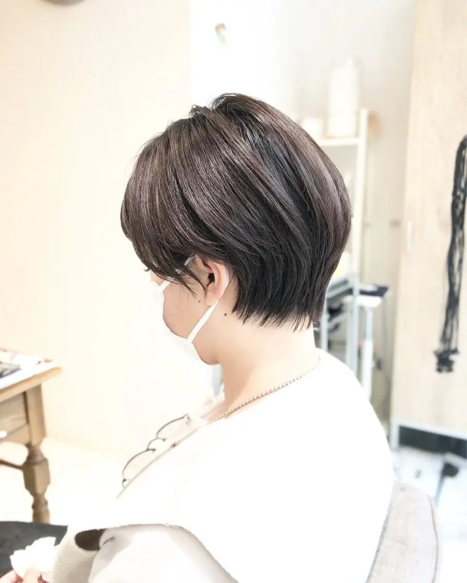 ショート カラー 似合わせカット ショートヘア 小顔カット つぼい Floraのヘアスタイル