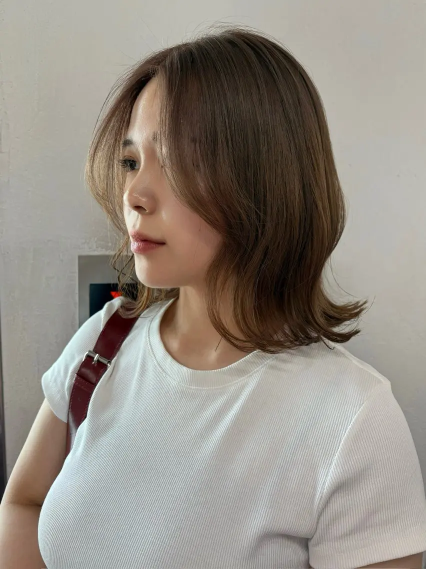ミディアム カラー ヘアカラー ダブルカラー/寒色 カラー/リリカ🦕のヘアスタイル