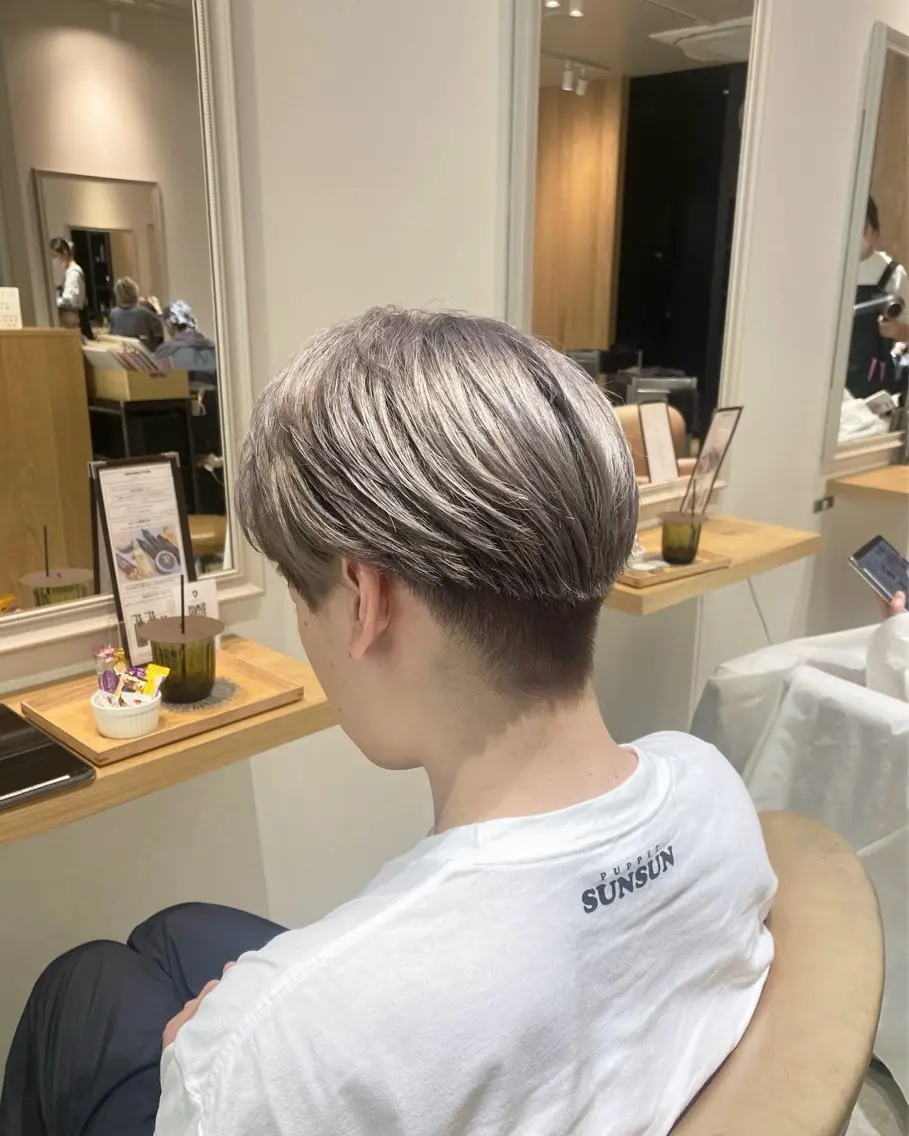 ショート カット ヘアカラー トリートメント Takane .のヘアスタイル