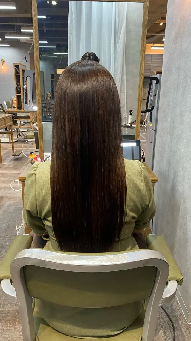 ロング 縮毛矯正 縮毛矯正 飯田 雷晟のヘアスタイル