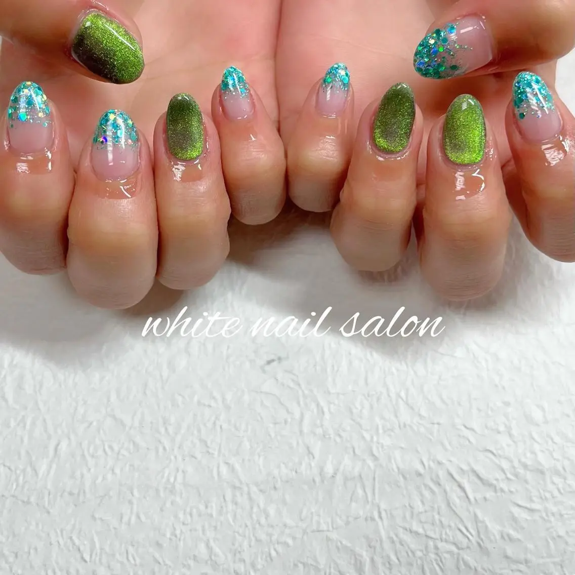 ネイル フットネイル ジェルネイル ハードジェル ラメ(グリッター) 持ち込み ハンドネイル white nail salonのネイルデザイン
