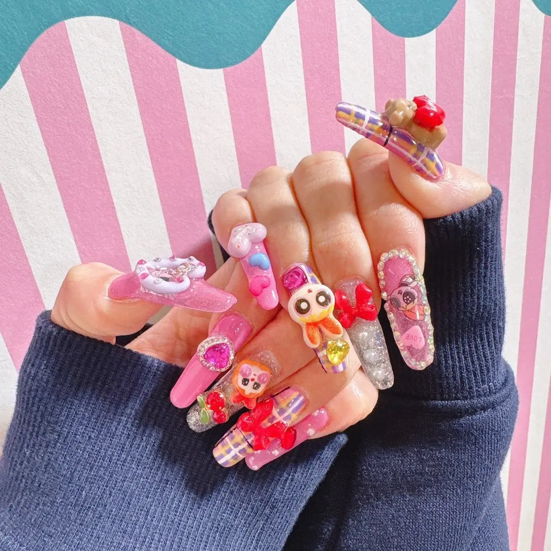 🌈カラフルPOP定額デザイン(10本アート)/付け替えオフ無料/ケア込み/【長さ出し10本まで◯「1本¥500​〜​」】の写真