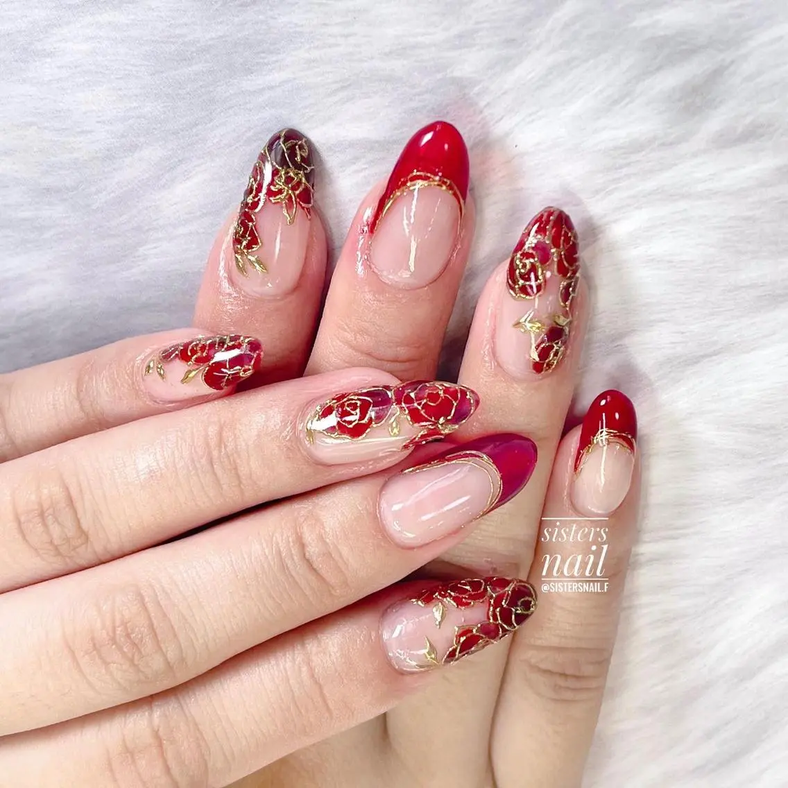 ネイル アートネイル フラワーネイル フレンチネイル 赤色 sisters nail.fのネイルデザイン