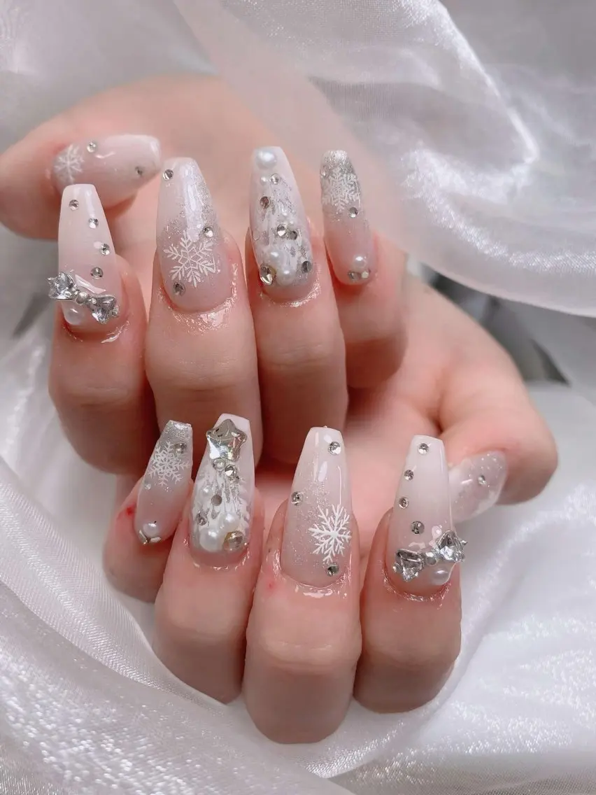 ネイル 成人式 ロングネイル マグネットネイル 大理石ネイル(マーブル) リボン ハンドネイル MoMoA Nail ネイル長さ出し専門店のネイルデザイン