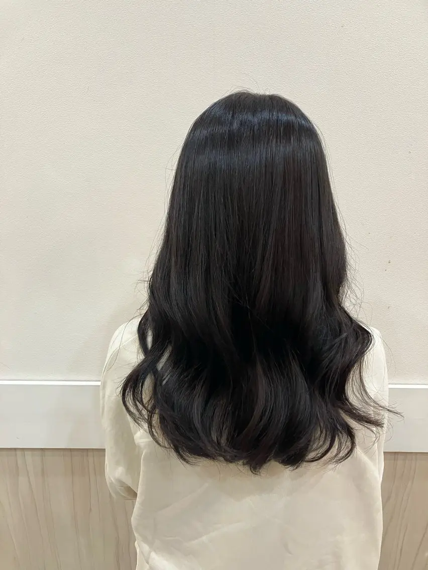 セミロング カット yukari 艶髪ヘアのヘアスタイル