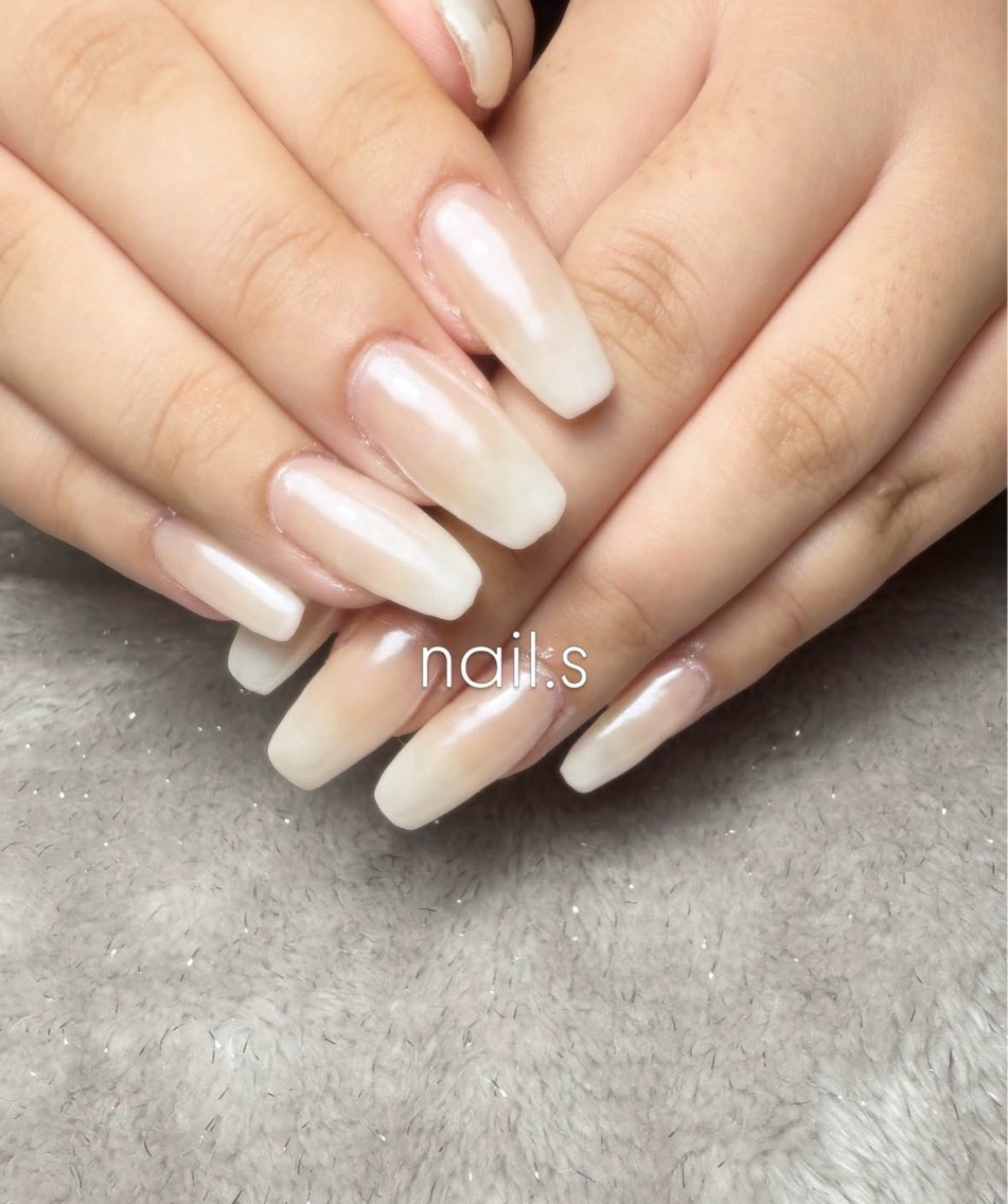 ネイル 長さ出し グラデーション ミラーネイル オフィスネイル シンプルネイル ハンドネイル nail.s misatoのネイルデザイン