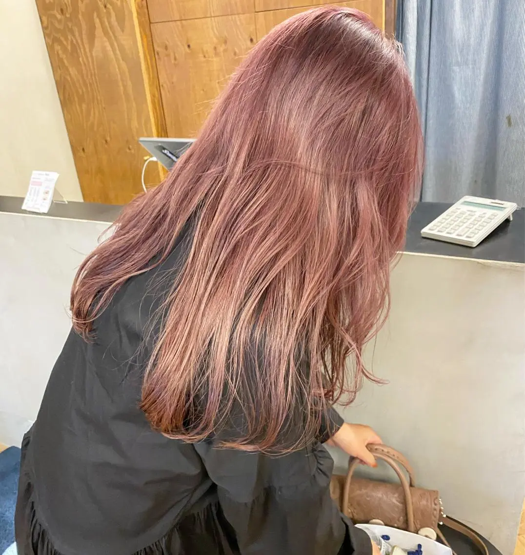ロング カラー ラベンダーカラー ラベンダーピンク ピンクカラー カット ヘアカラー 前川 朋香のヘアスタイル