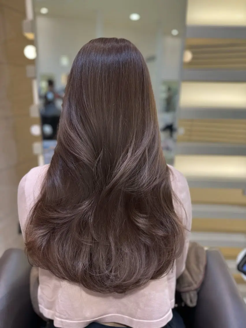 ミディアム カラー ヘアカラー トリートメント イエベ似合わせ🤎/ 透明感/縮毛/えるのヘアスタイル