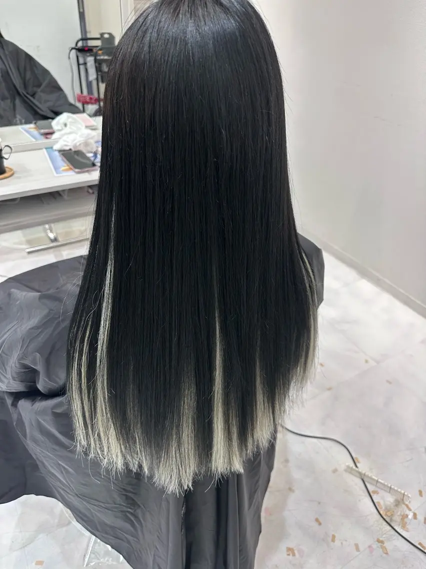 ロング カラー 黒髪 エクステ エクステ 💘韓国カラー💘 クルミのヘアスタイル