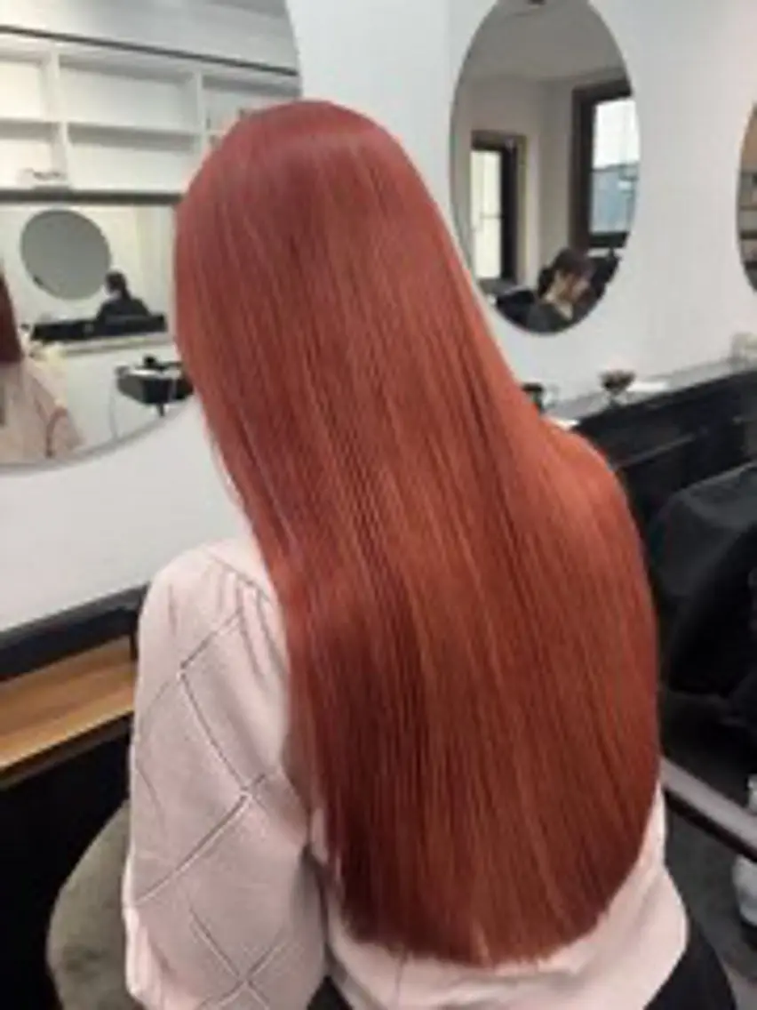ロング カラー 渡邊 美優のヘアスタイル