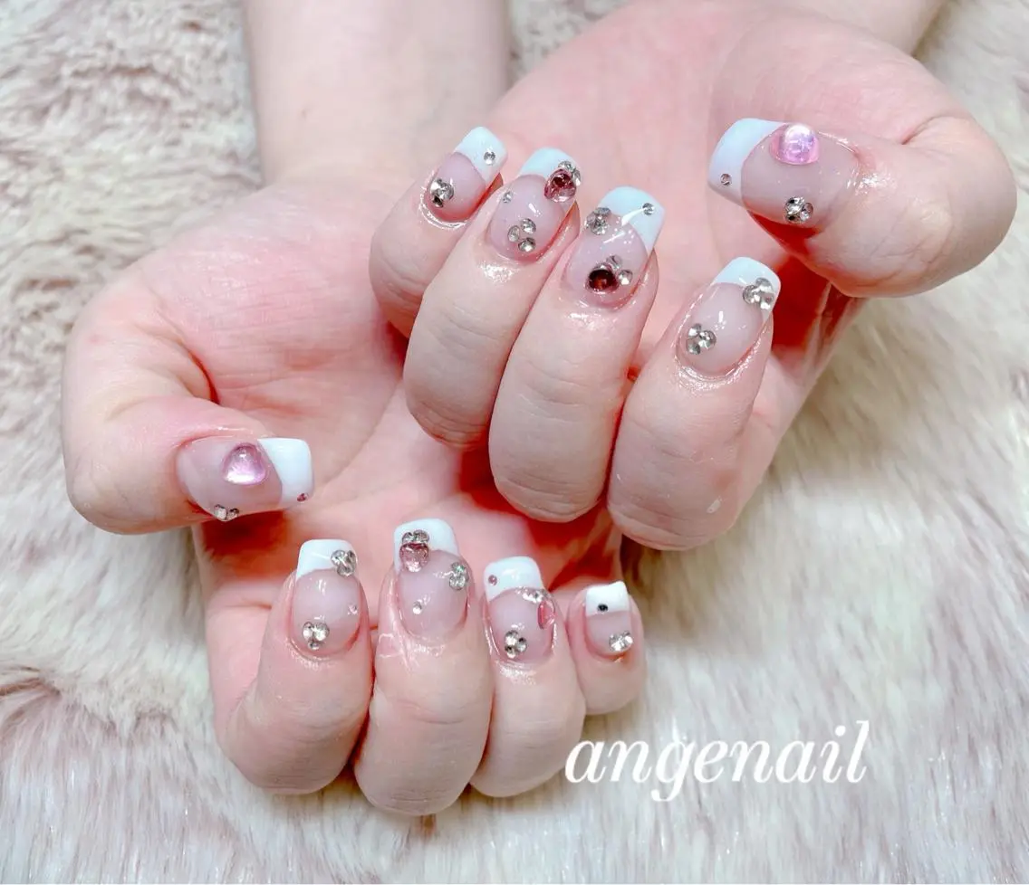 ネイル ハンドネイル オーナーネイリスト MAKIのネイルデザイン
